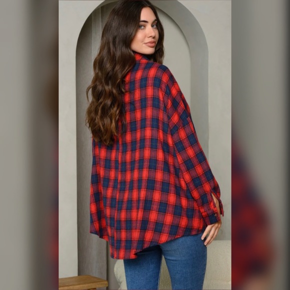 RED LONG SLEEVE BUTTON UP PLAID FLANNEL - Picture 3 of 4